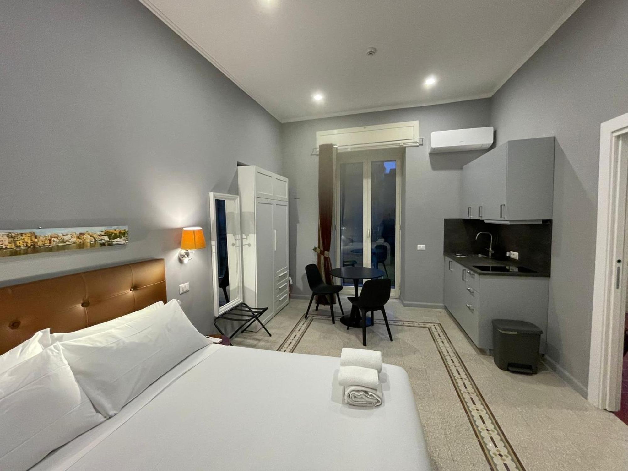 La Cornucopia Apartment Naples Exterior photo